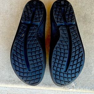 Women’s Oofos